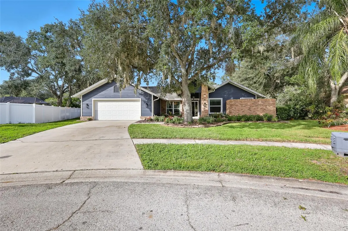 5201 IVES CT, Tampa, FL 33647