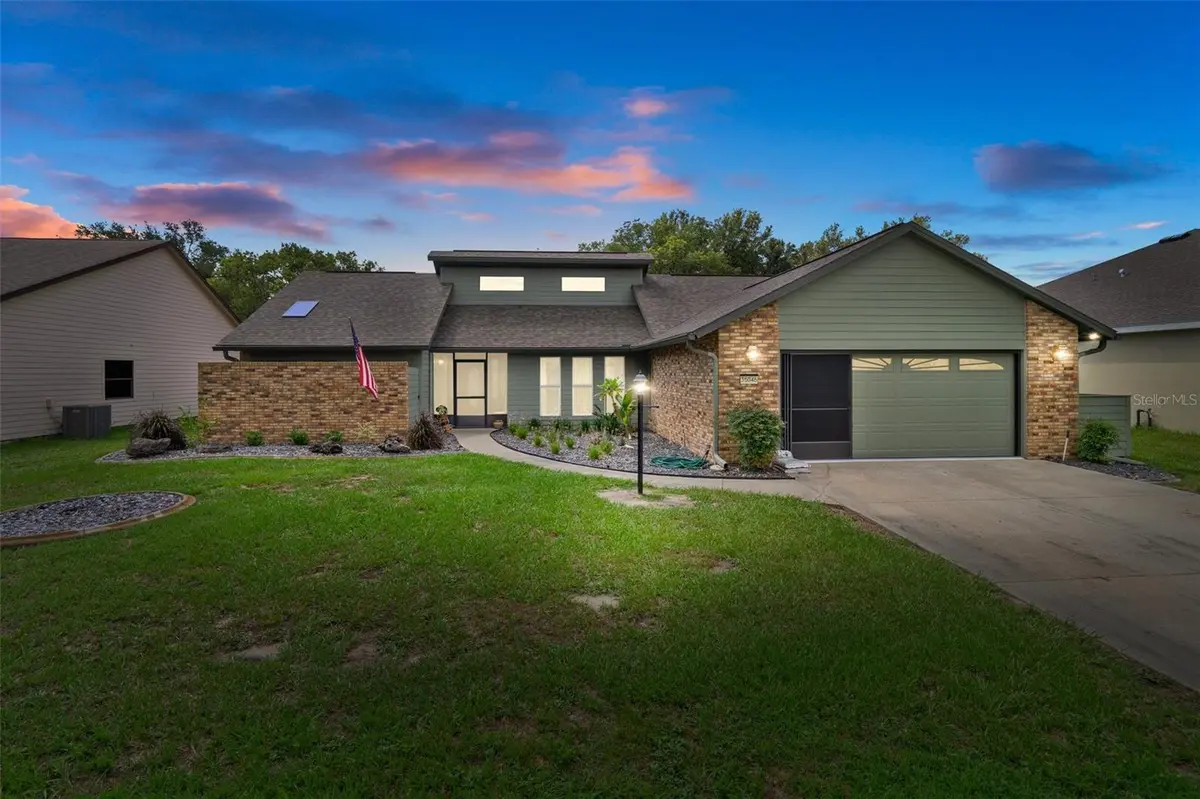 35046 SMOKETREE LN, Dade City, FL 33523