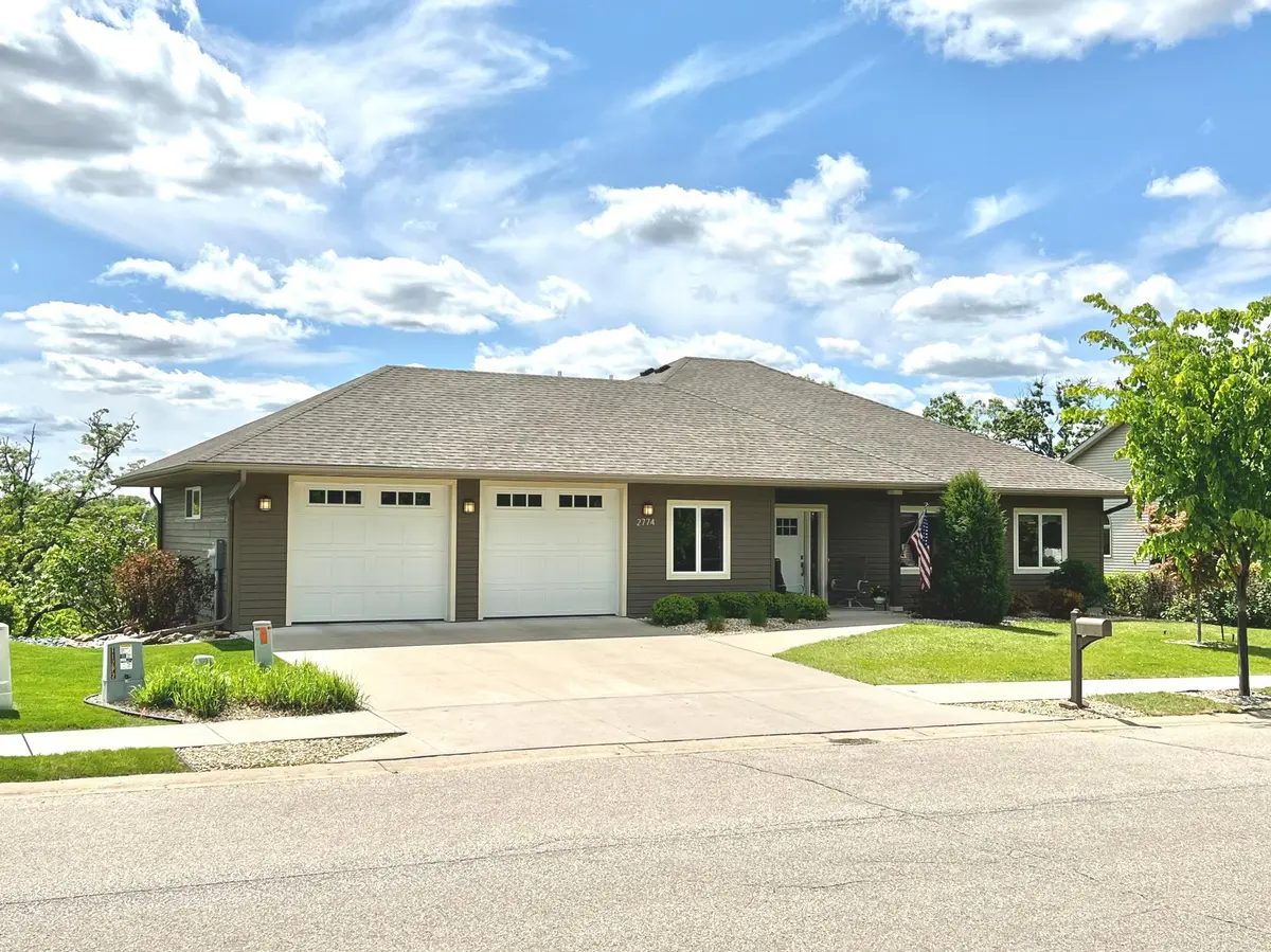 2774 Pine Ridge BLVD, Red Wing, MN 55066