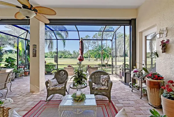 6642 OAKLAND HILLS DR,  Lakewood Ranch,  FL 34202