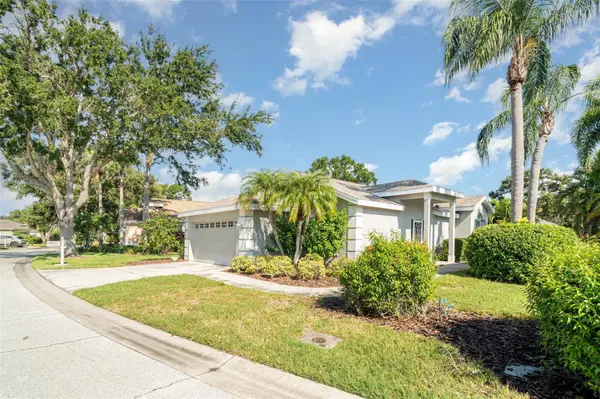 7395 ELEANOR CIR, Sarasota, FL 34243