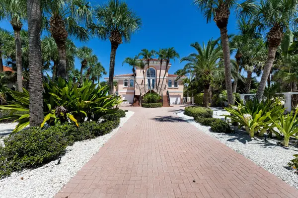 826 S SOUTH BAY BLVD, Anna Maria, FL 34216