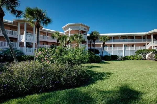 2600 GULF DR N #35, Bradenton Beach, FL 34217
