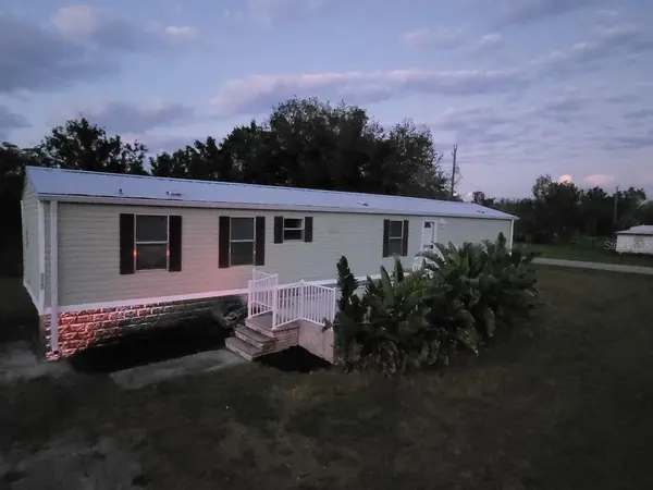 3220 ACLINE RD, Punta Gorda, FL 33950