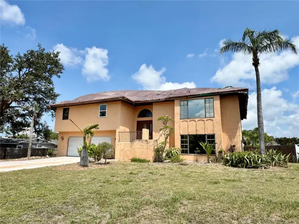 1611 ROBBINS RD, Nokomis, FL 34275