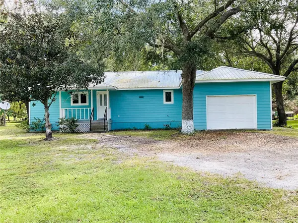 3895 SUNSET DR, Zolfo Springs, FL 33890