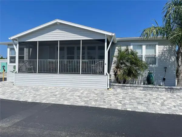 19 WINDWARD DR,  Flagler Beach,  FL 32136