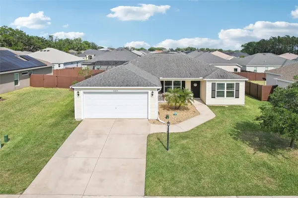 3329 BOYD CIR, Oxford, FL 34484