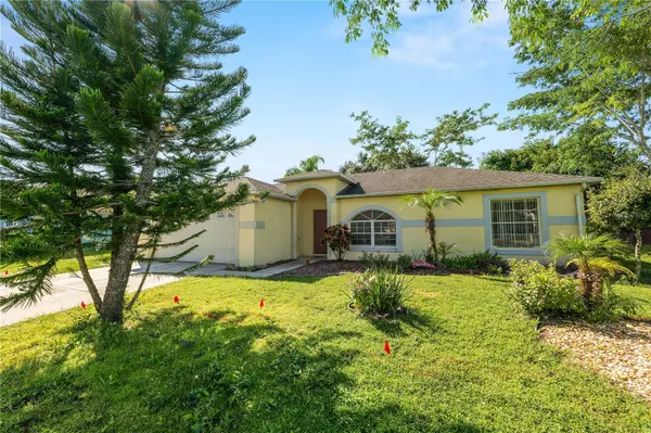 2578 SAGE DR, Kissimmee, FL 34758