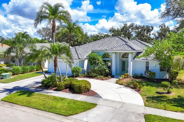 1104 HOOVER ST, Nokomis, FL 34275