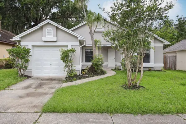 1802 WATERBEACH CT, Apopka, FL 32703