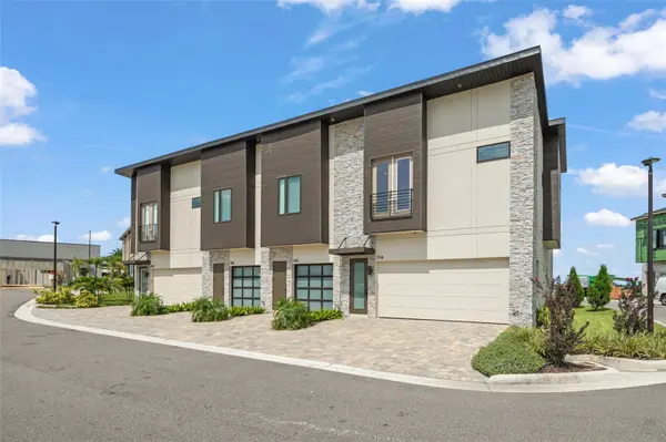 316 CHICANE CIR #11, Auburndale, FL 33823