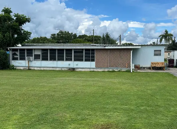 2010 OAK ST, St Cloud, FL 34769