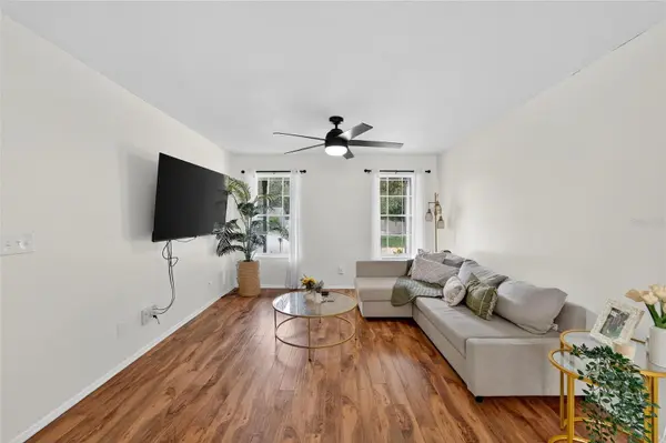 8211 BROWARD PL, Temple Terrace, FL 33637