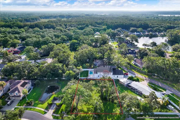 15605 N HIMES AVE, Tampa, FL 33618