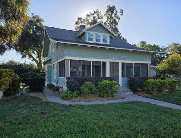 1111 S CENTER ST, Eustis, FL 32726