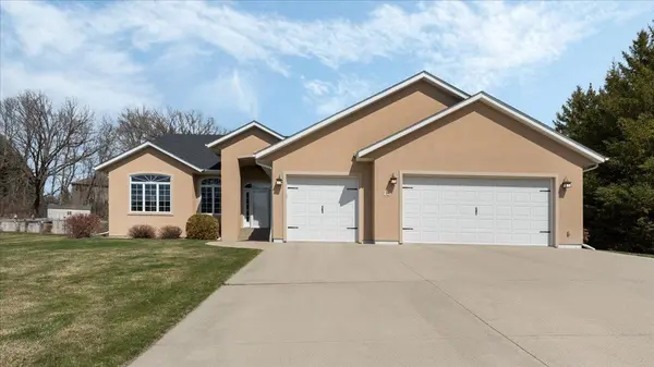 15 Bluegrass DR NW, Alexandria, MN 56308