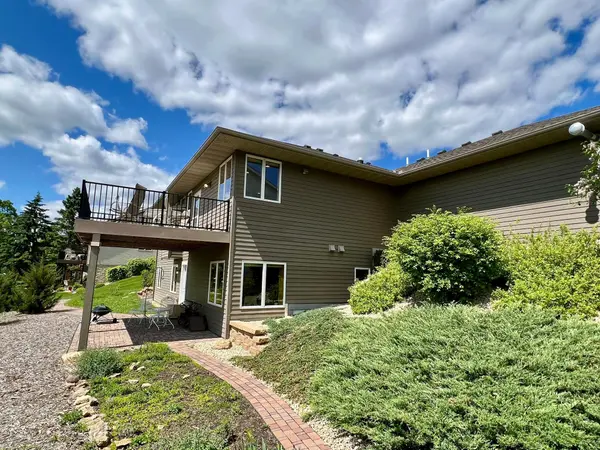 2774 Pine Ridge BLVD, Red Wing, MN 55066