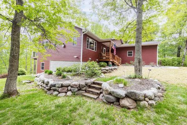31172 Apache CIR, Pequot Lakes, MN 56472