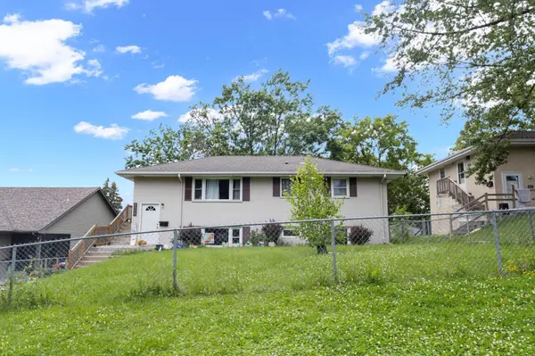 4616 Taylor ST NE, Columbia Heights, MN 55421