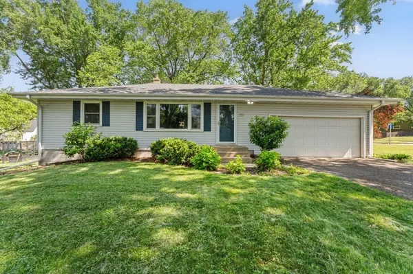 1111 Edgewater AVE, Arden Hills, MN 55112