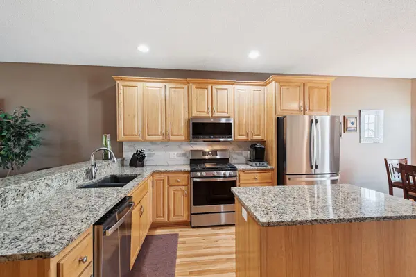 9185 Kahl CT NE, Monticello, MN 55362