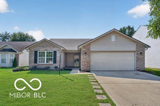 18907 Prairie Crossing DR, Noblesville, IN 46062
