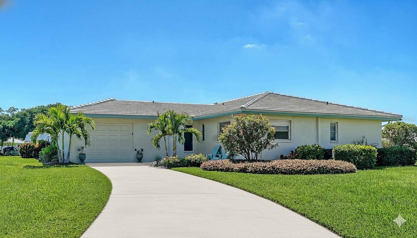 902 68TH ST W #902, Bradenton, FL 34209