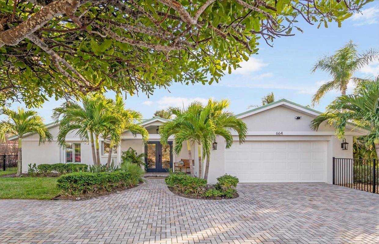 664 KEY ROYALE DR, Holmes Beach, FL 34217