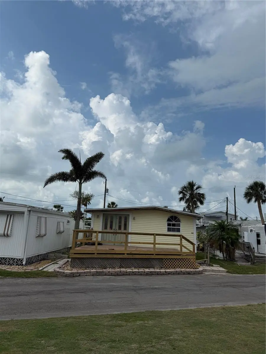 2601 GULF DR N #B4, Bradenton Beach, FL 34217