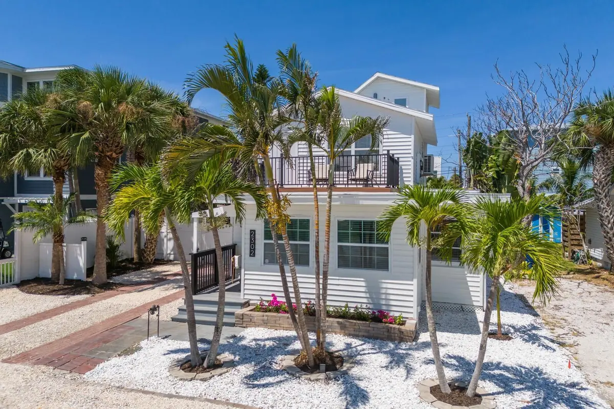 2302 AVENUE B, Bradenton Beach, FL 34217