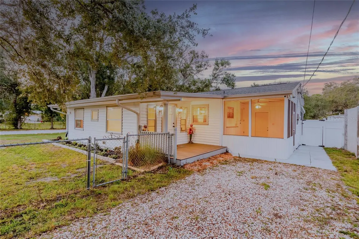 3323 58TH AVE E, Bradenton, FL 34203