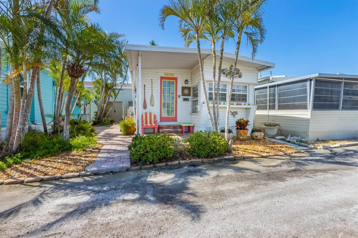 2601 GULF DR N #733, Bradenton Beach, FL 34217