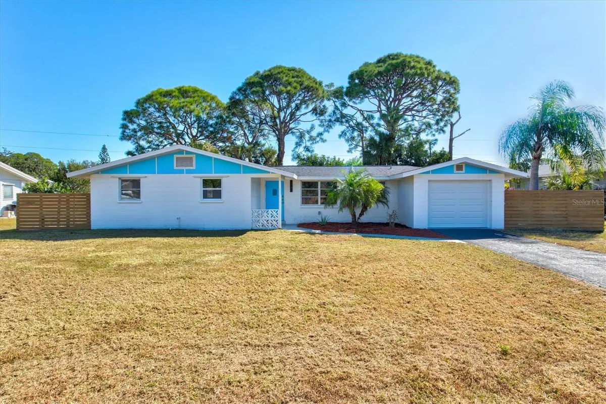 3151 SUNSET BEACH DR, Venice, FL 34293