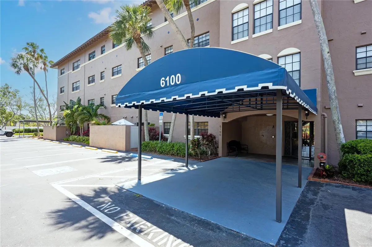 6100 GULFPORT BLVD S #117, Gulfport, FL 33707