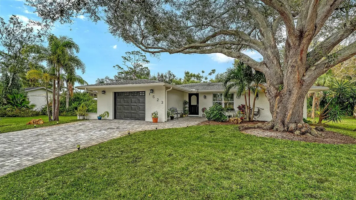 1523 84TH ST NW, Bradenton, FL 34209