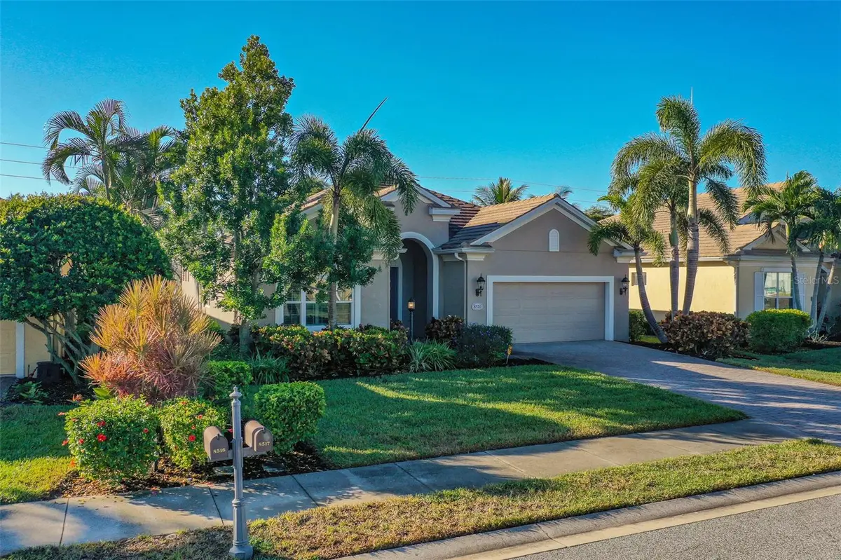 8520 17TH DR NW, Bradenton, FL 34209