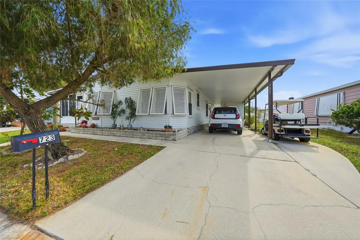 723 RIVERVIEW CIR, North Port, FL 34287