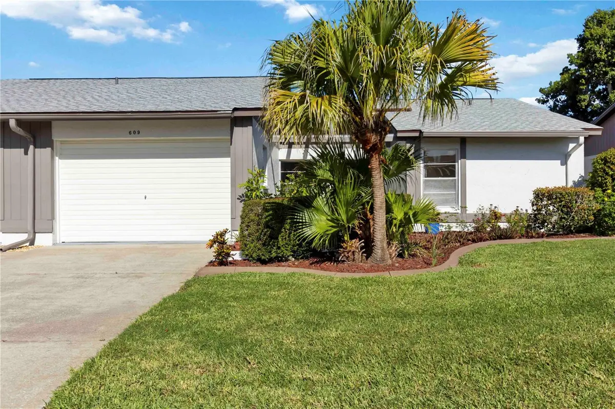 609 DEERWOOD AVE, Englewood, FL 34223