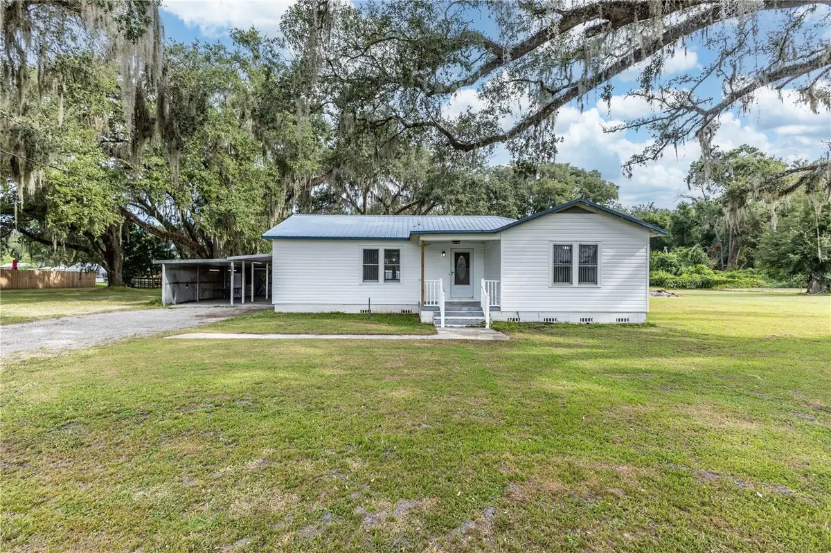 6801 E WARM SPRINGS AVE, Coleman, FL 33521