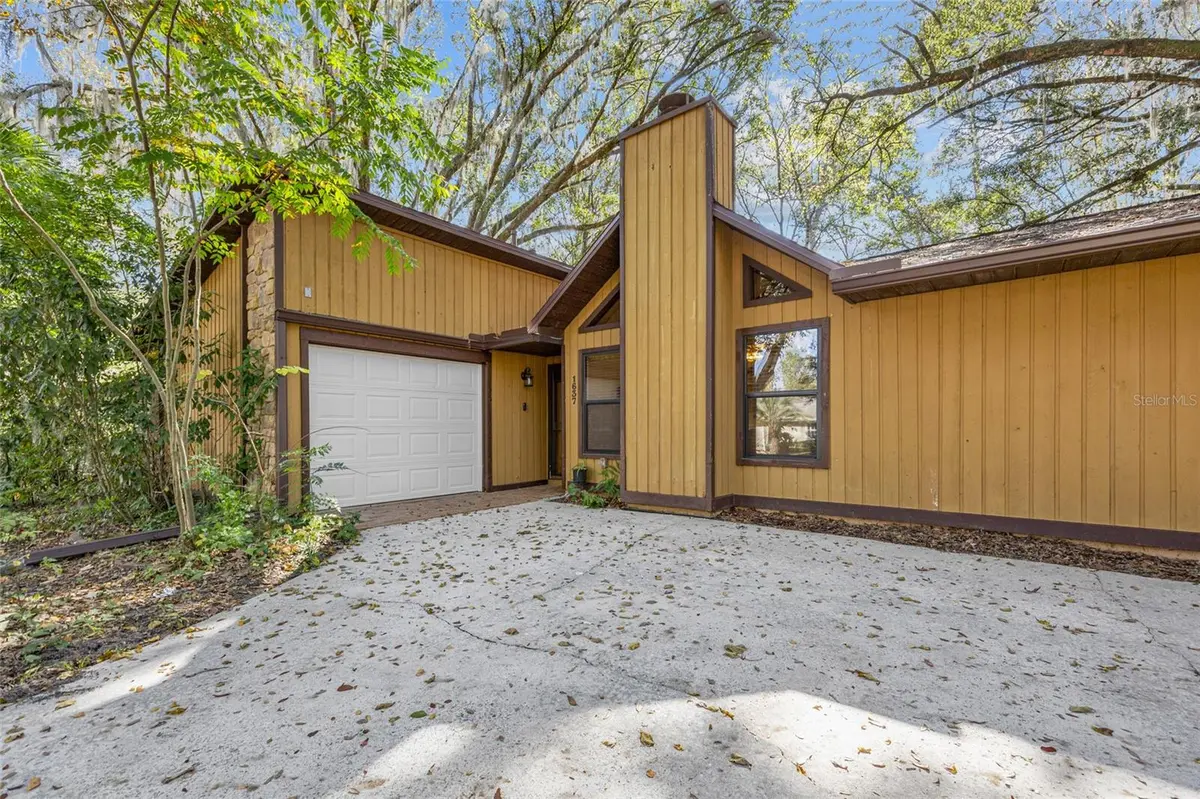1637 NW 42ND PL, Gainesville, FL 32605
