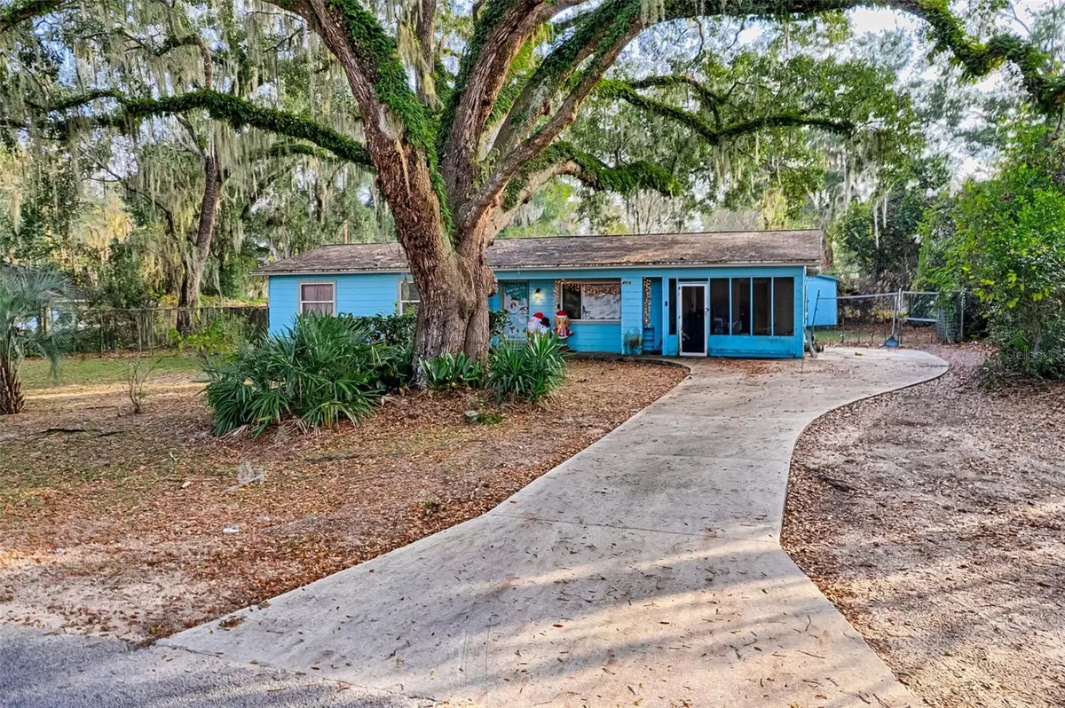 4919 NE 2ND AVE, Gainesville, FL 32641