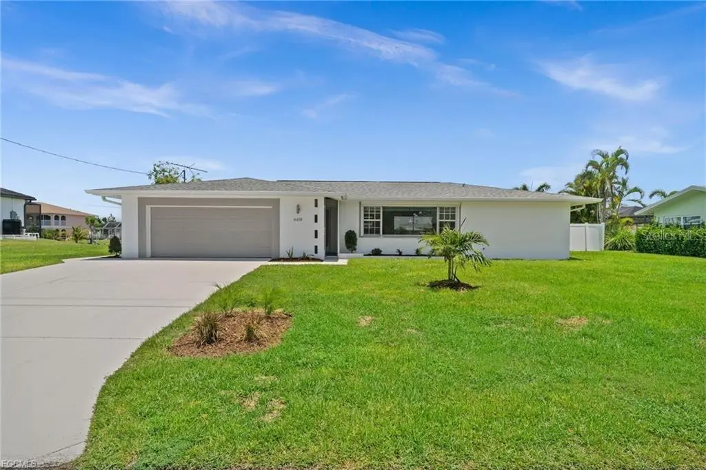 4424 N BAY CIR, North Fort Myers, FL 33903