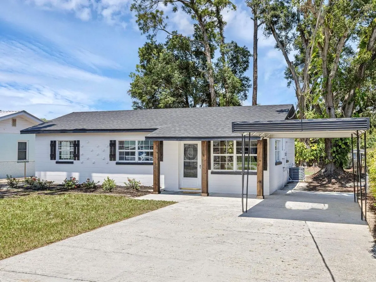 411 KEAT AVE, Auburndale, FL 33823