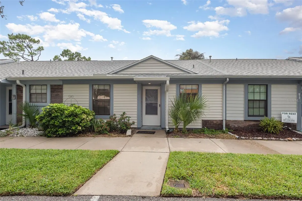 915 FAIRVILLA DR, New Smyrna Beach, FL 32168