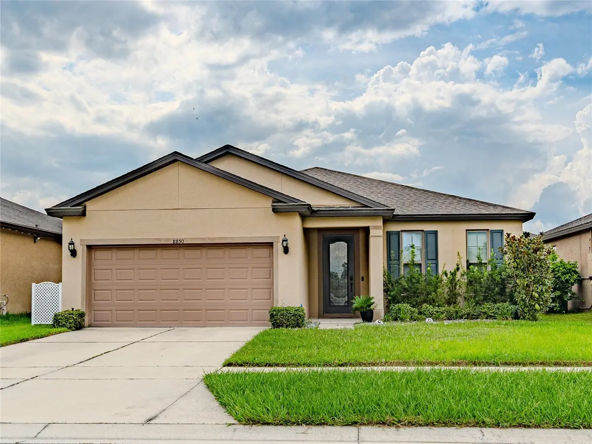 8850 CONWAY RD, Polk City, FL 33868