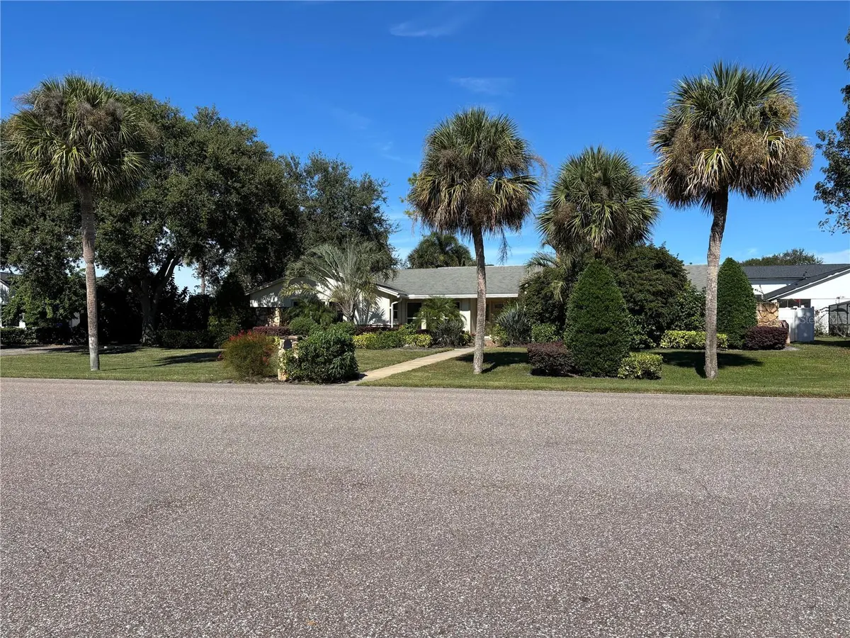 8483 BAY HILL BLVD, Orlando, FL 32819