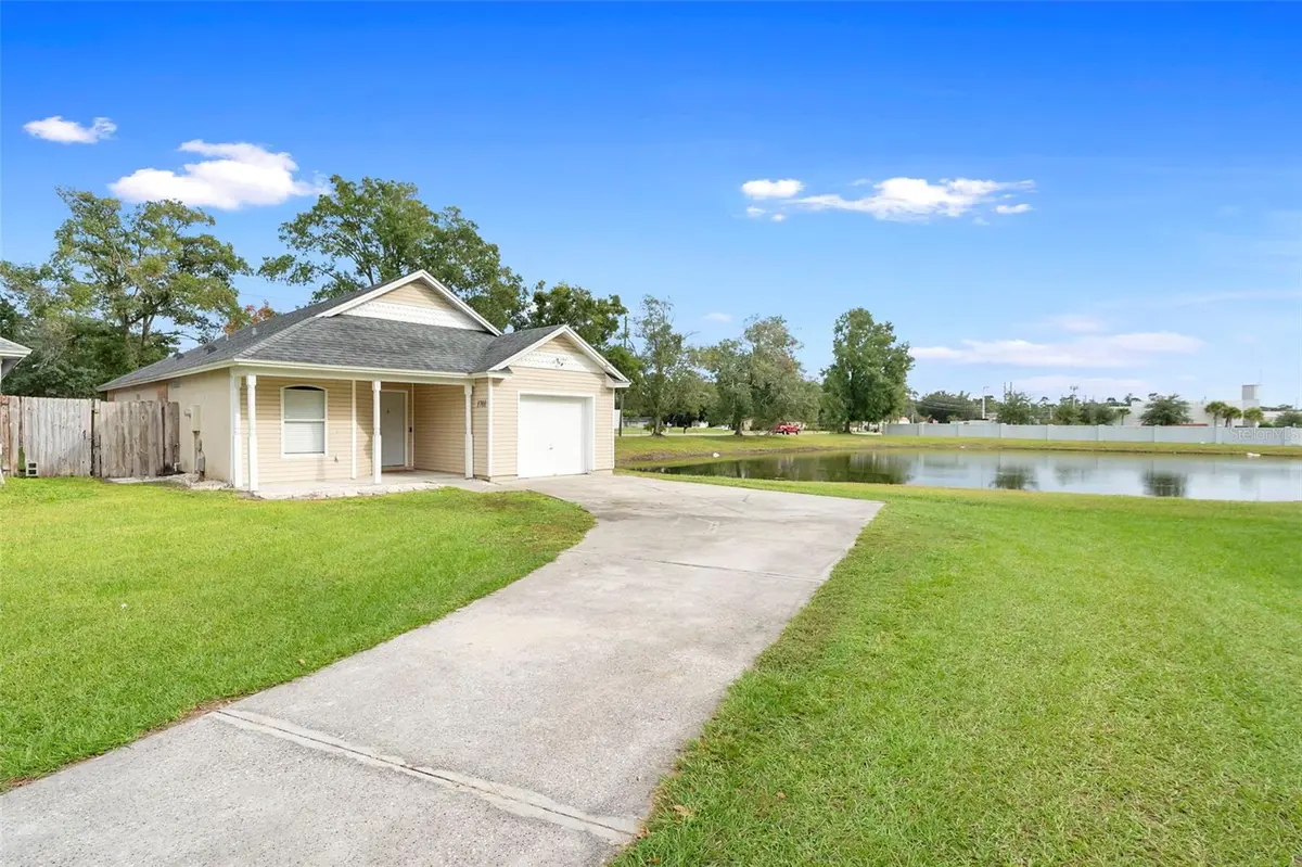 1701 CIRCE LAKE CT, Orlando, FL 32826