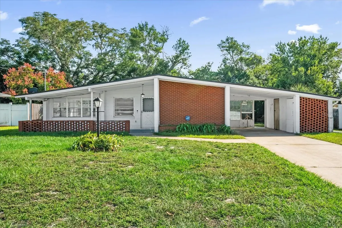120 E ROBERTS ST, Orange City, FL 32763