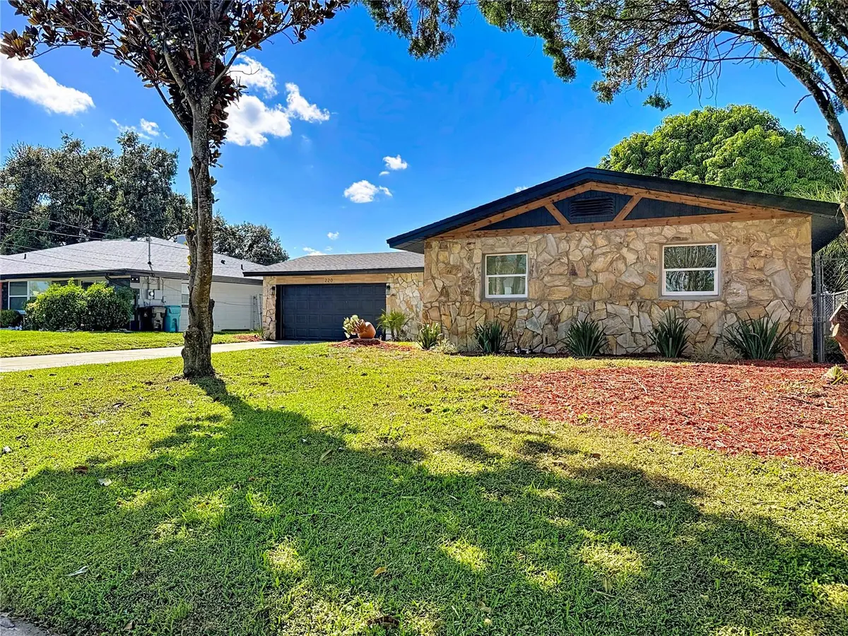 220 DOMINO DR, Orlando, FL 32805